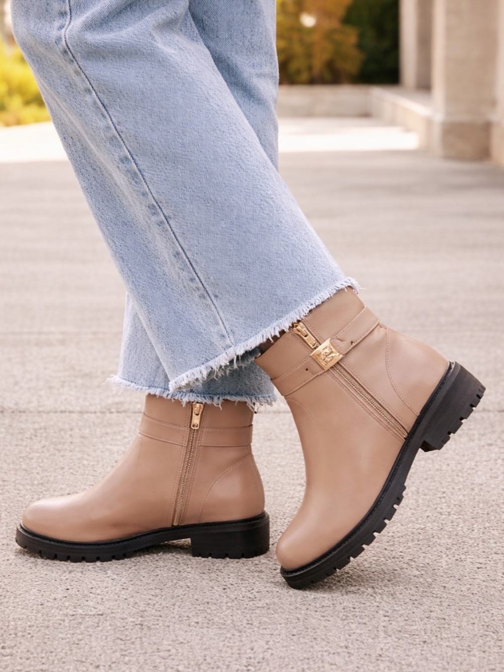 Kate Spade Ankle Boots 7.5 Neutral Beige Gold Hardware Lug Sole NWT